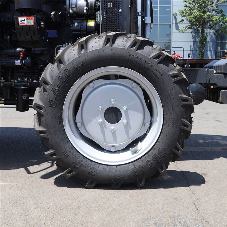 45HP 50HP Small Diesel Tractor Agricola Mini Tractor Cultivator 4x4 Mini Farm Tractor suppliers