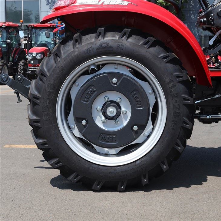 50HP 4X4 Automatic Agricultural Tractor Heavy Duty Farm Tractor Small Garden Tractor factory