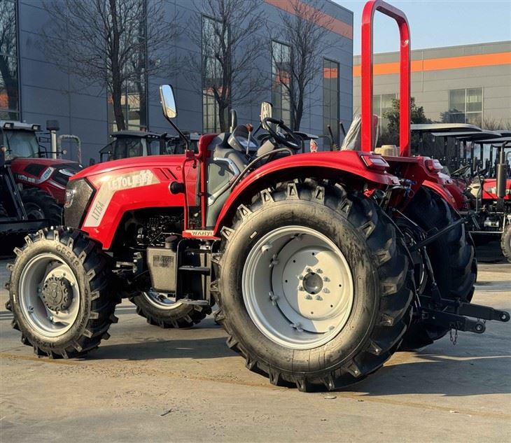 Agricultural Machinery 4 Wheel Tractor Compact Tractor 4x4 Garden Tractors For Sale Grass Cutter Tractor suppliers