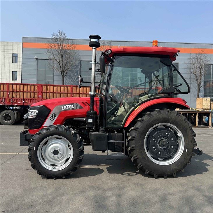 Durable 80HP 90HP 4x4 Tractor With For Vineyard Chinese Small Garden Tractors Compact 4x4 Tractor factory