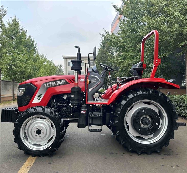 Easy To Operate 4x4 Diesel Tractor 45HP 50hp 55HP Farm Tractor Small Tractors For Agriculture price