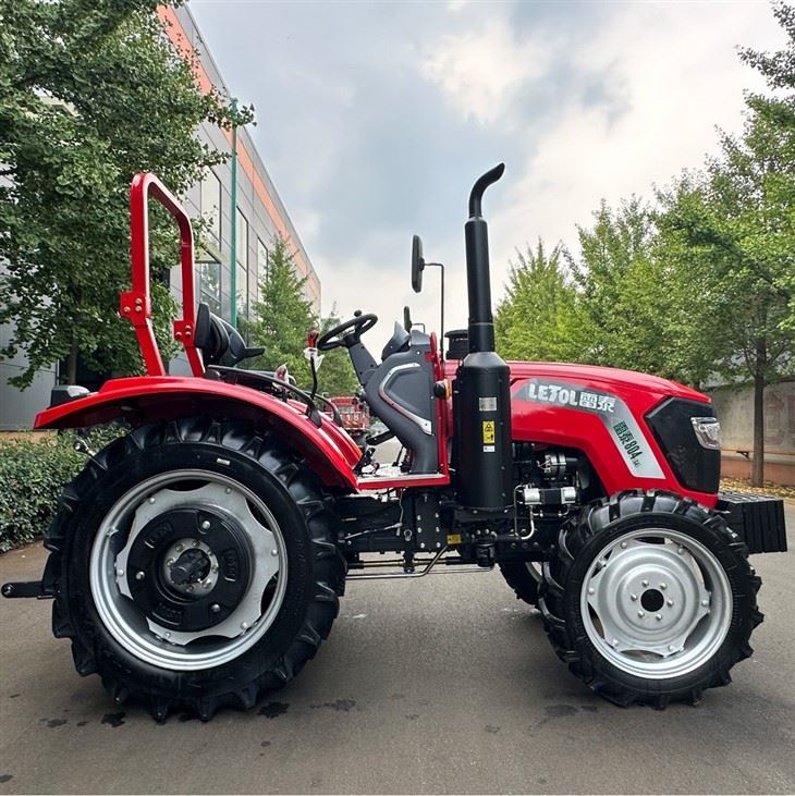Multi Gear Output 80HP 4x4 Farm Tractors Utility Tractor Multifunctional Farm Tractor price